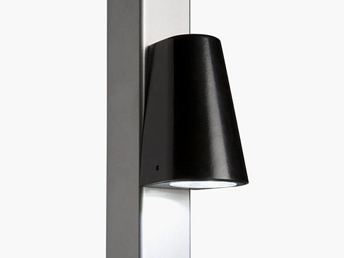 Заказать Элегантное LED-освещение Locinox (Бельгия) TRICONE для ворот, цвета zilver и 9005 (черный) в Краснодаре